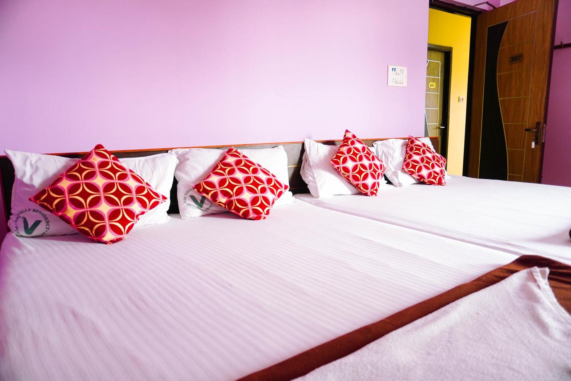 Sri Vally Residency Pondicherry Exterior photo